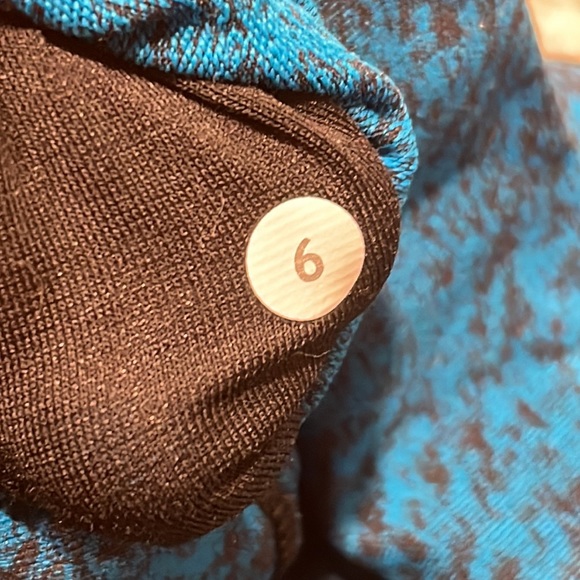 🌟Lululemon leggings size 6 - Picture 4 of 4